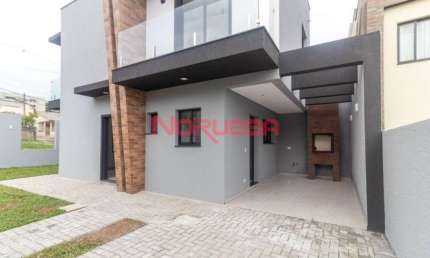 Imperdível: Casa à venda em Colombo-PR, Santa Terezinha, 3 quartos, 1 suíte, 2 salas, 3 banheiros, 2 vagas, 82,75 m²!