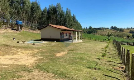 Chácara boa e aconchegante disponível para locação mensal, no Bairro da Ilha, Entre Pilar do Sul e Salto de Pirapora!