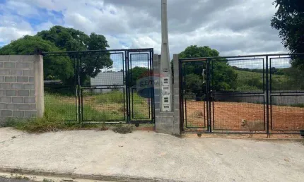 Terreno todo murado, no Recanto São Manoel I, em Salto de Pirapora Ótima Oportunidade!