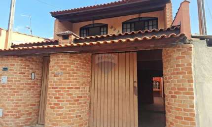 Casa para venda no Jd Ana Guilherme - Salto de Pirapora-SP | 4 dormitórios