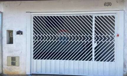 Casa com 2 quartos para alugar na Rua Ovídeo De Góes Vieira, 630, Jardim Paulistano, Salto de Pirapora