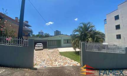 EXELENTE OPORTUNIDADE DE TERRENO NO CENTRO  - PROXIMO A POLICLINICA - TE493