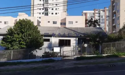 CASA Á VENDA, BAIRRO PARZIANELLO, PATO BRANCO  - CA636