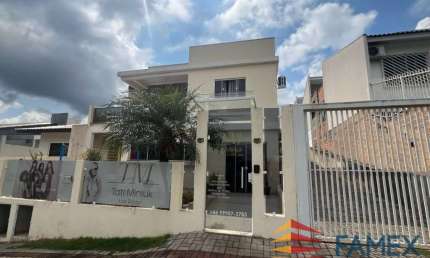 CASA COM SALA COMERCIAL À VENDA NO BAIRRO CRISTO REI - CA956