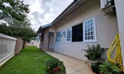 CASA DE ESQUINA À VENDA - ACEITA PERMUTA POR IMÓVEL NA CIDADE OU EM MARINGÁ - CA980