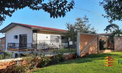CASA COM ACONCHEGO DE UMA CHÁCARA A 3KM DO CENTRO - CA281