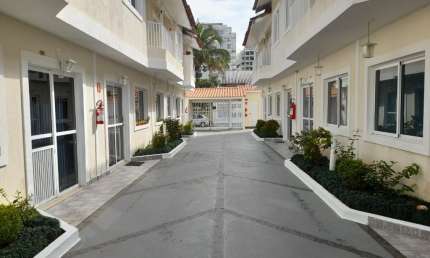 Casa em condomínio fechado com 2 quartos à venda no Centro, Bertioga 