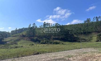 Chácara / sítio com 3 quartos à venda no Laranjal, Natividade da Serra  por R$ 6.000.000