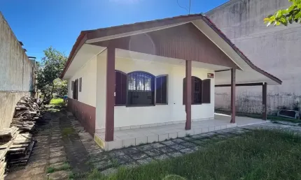 Casa com quintal  de 526m²   Balneário Praia Grande Matinhos