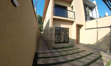 Casa em Condomínio para Venda em Santana de Parnaíba, Villas do Jaguari, 3 dormitórios, 1 suíte, 2 banheiros, 2 vagas