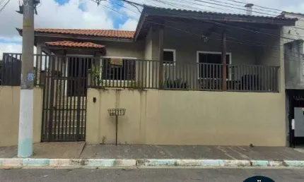 Casa 3 quartos à venda com suíte, terraço e 9 vagas - Osasco, São Paulo