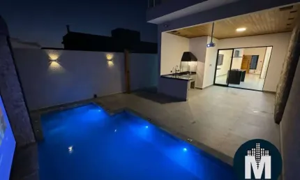 Casa Bella em Villas do Jaguari á venda, 3 Quartos, Suíte, 2 Vagas -Santana