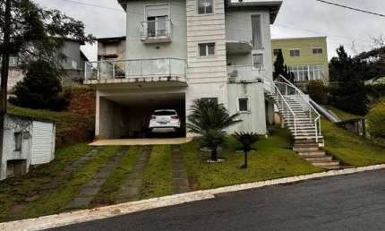 Casa em Condomínio fechado à Venda, 250m2 - Itapecerica da Serra, São Paulo