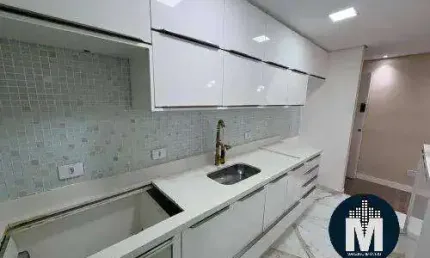 Apartamento à venda na Granja Viana, 53m², 2 Dorms, Varanda, 1 Vaga