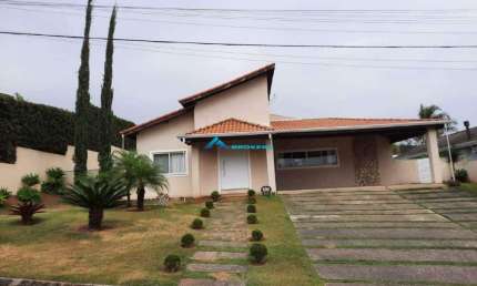 Vende-se casa com 5 dormitórios no Condomínio Parque dos Resedás