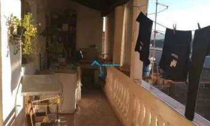 Vende-se casa com 3 dormitórios em Várzea Paulista SP