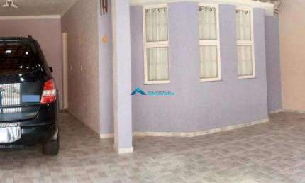 Vende-se Casa Térrea de 3 dormitórios, 4 Vagas, em Bairro Nobre de Jundiai