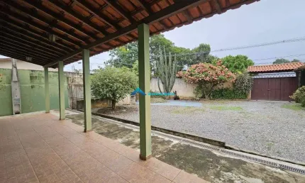 Casa a venda com 3 Dorms + Edícula, Amplo espaço externo, Bairro Caxambú em Jundiaí -SP