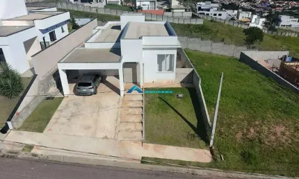 Casa térrea c/ 3 dorms sendo 1 suíte, terreno de 450 m², cond. terras de jundiaí
