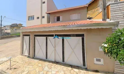 Casa a Venda C/ 3 Dormitórios, Total de 203 M², Bairro Marambaia ( Aceita Permuta )