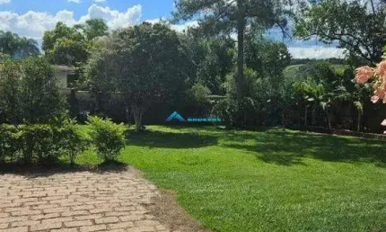 Terreno plano a venda c/ 1.000 m², documentação em ordem, cond. bosque do corrupira