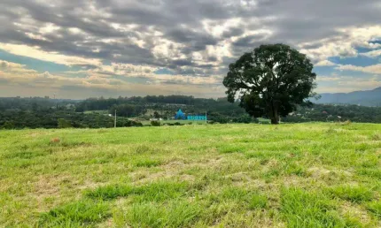 Terreno a venda na parte alta, total de 980 m², linda vista para serra do japi, cond. terras da alvorada
