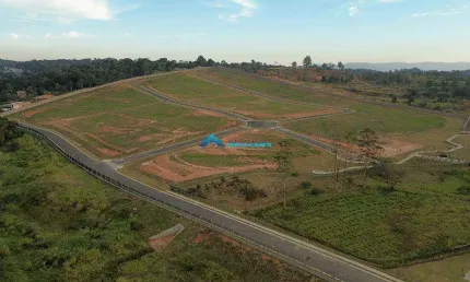 Terreno a Venda C/ 1.000 M², Topografia em aclive, Próximo ao Lazer, Cond. Tamboré Jundiaí SP