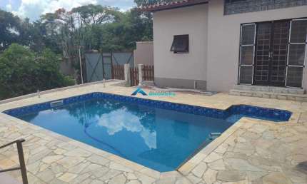 Vende-se chácara de 1.065,55 m² no Bairro Rio Acima/Chácara dos Companheiros, em Jundiai-SP