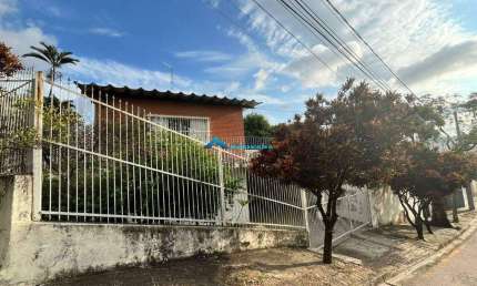 Casa a Venda C/ 3 Dorms sendo 1 Suíte, Terreno com 481 m², Jd Carlos Gomes, Jundiaí