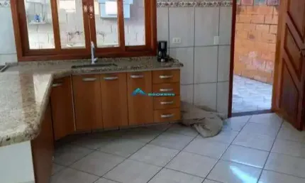 Vende-se casa de 4 dorms no Parque Corrupira em Jundiai-SP