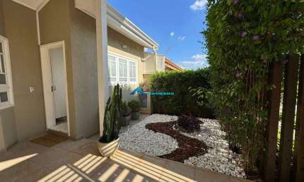 Excelente Casa Térrea com 4 dormitórios e mezanino com suíte privativa.