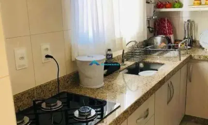 Apartamento com 70 m² sendo 2 dormitórios com vaga de garagem - reformado e mobiliado