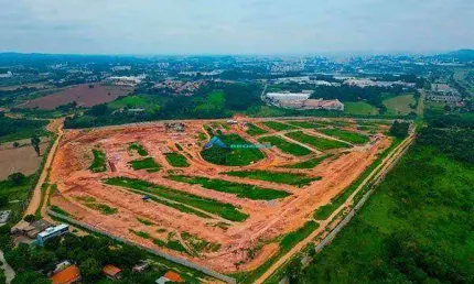 Terreno de esquina a venda c/ 383 m², cond applausi villaggio engordadouro