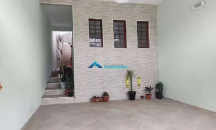 Casa a venda com 180m² com 3 dormitórios e 2 vagas vagas cobertas de garagem vila maringá - jundiaí sp