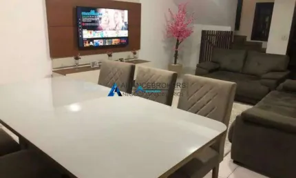 Vende-se lindo sobrado, de 218 m², na vila galvão, em jundiaí - sp