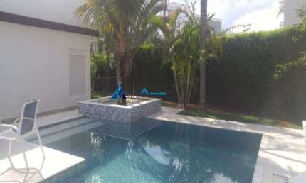 Sobrado à venda com acabamento de ALTO PADRÃO em condominio fechado Golf Club no bairro do jacaré em cabreúva