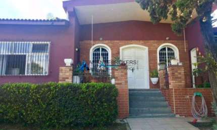Vende-se Casa de 3 dormitórios, 2 salas, no Bairro Casa Branca - Jundiai