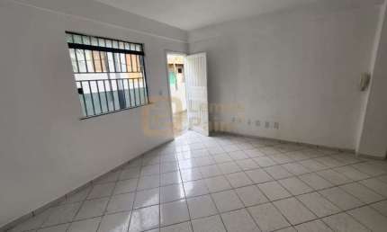 Alugo apartamento de 2 quartos com vaga de garagem em Itabuna BA