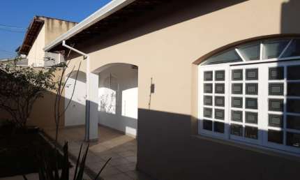 Casa com 3 quartos à venda na Rua Tamoios, 1, Jardim Luiza, Jacareí