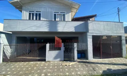 VENDA: Kitnets 2 casas e 6 apartamentos com 335m2 - Dom Bosco - Itajaí/SC