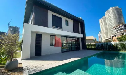 VENDA: Casa Nova com 5 suítes - Praia Brava - Itajaí/SC