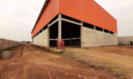 LOCAÇÃO: GALPÃO COMERCIAL de frente para a  RODOVIA