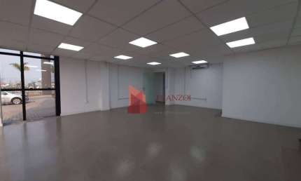 Sala comercial com 1 sala para alugar na Rodovia Jorge Lacerda, 1650, Espinheiros, Itajaí