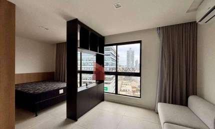 LOCAÇÃO: Loft mobiliado e equipado no Centro de Itajaí