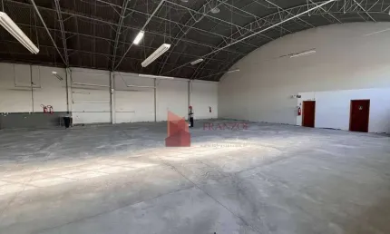 LOCAÇÃO: Galpão COMERCIAL PARA LOJA E DEPÓSITO em Itajaí