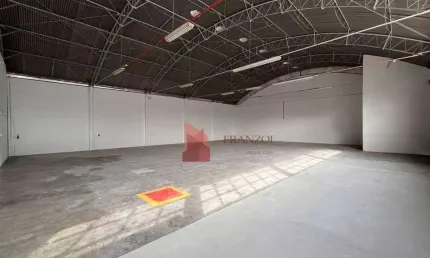 LOCAÇÃO: Galpão em PONTO COMERCIAL PARA LOJA E DEPÓSITO em Itajaí