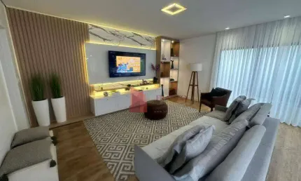 Locação- casa com 3 quartos no centro de itajaí- 730m de terreno