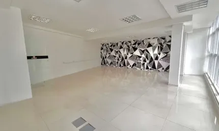 Locação- sala comercial em prédio 62m- fazenda, itajaí
