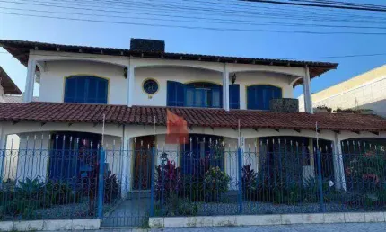 Locação comercial: sobrado com 5 dormitórios - são joão - itajaí/sc