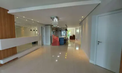 VENDA: Apartamento com 5 suítes, em Cabeçudas, Itajaí - SC!